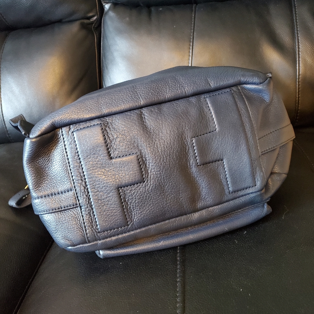Tory burch backpack - Picture 4 of 16
